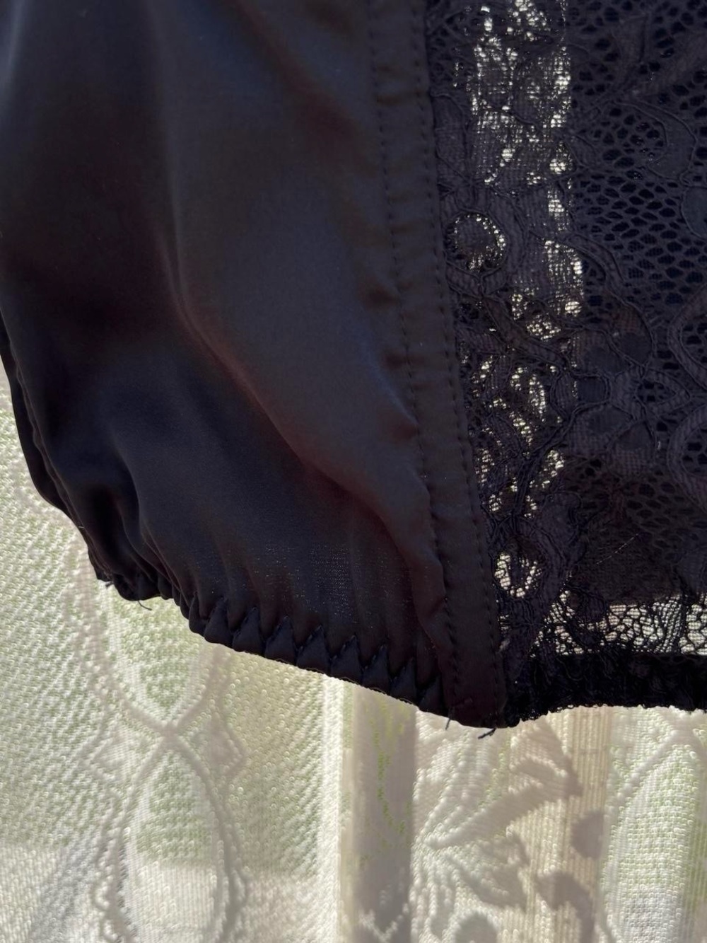 Corset Top - Picture 4 of 9